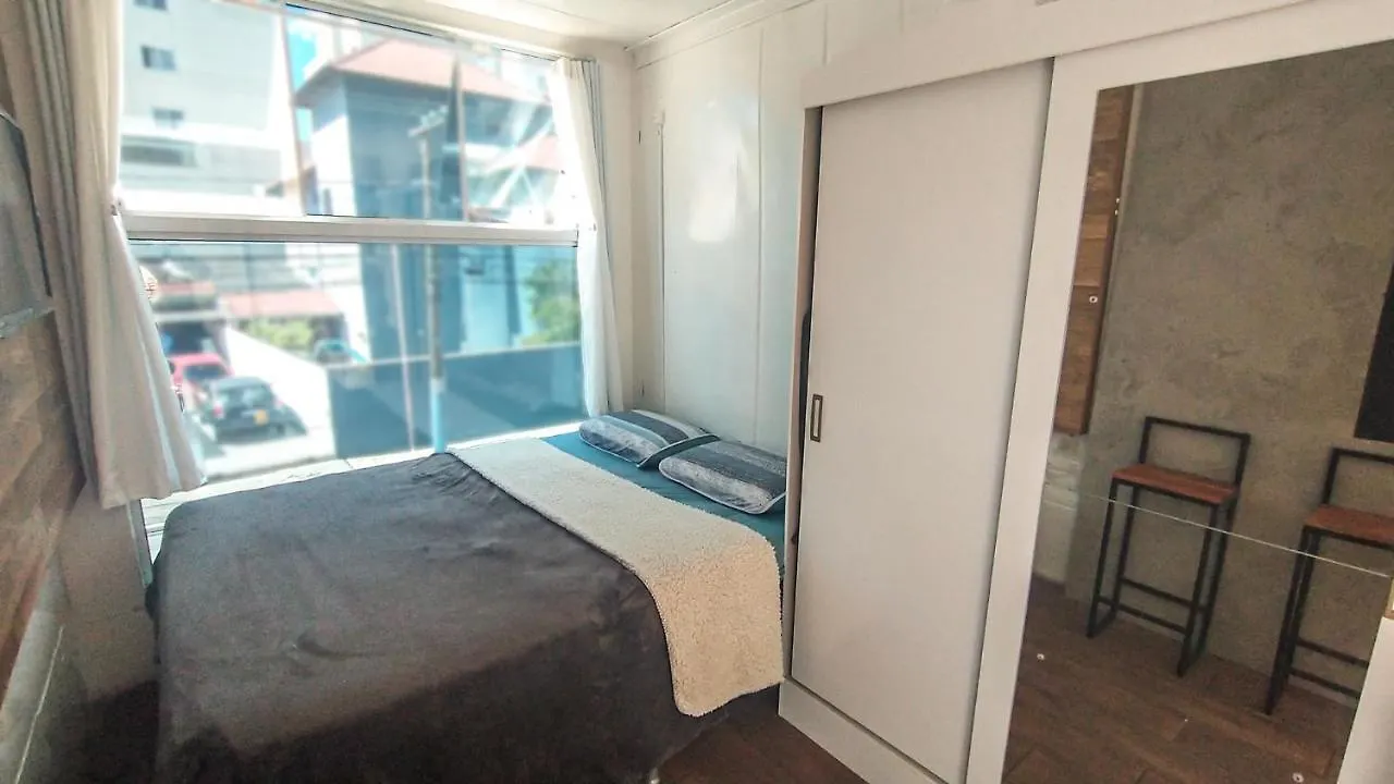 Marco Zero Containers 5 Apartman Balneário Camboriú 0*,